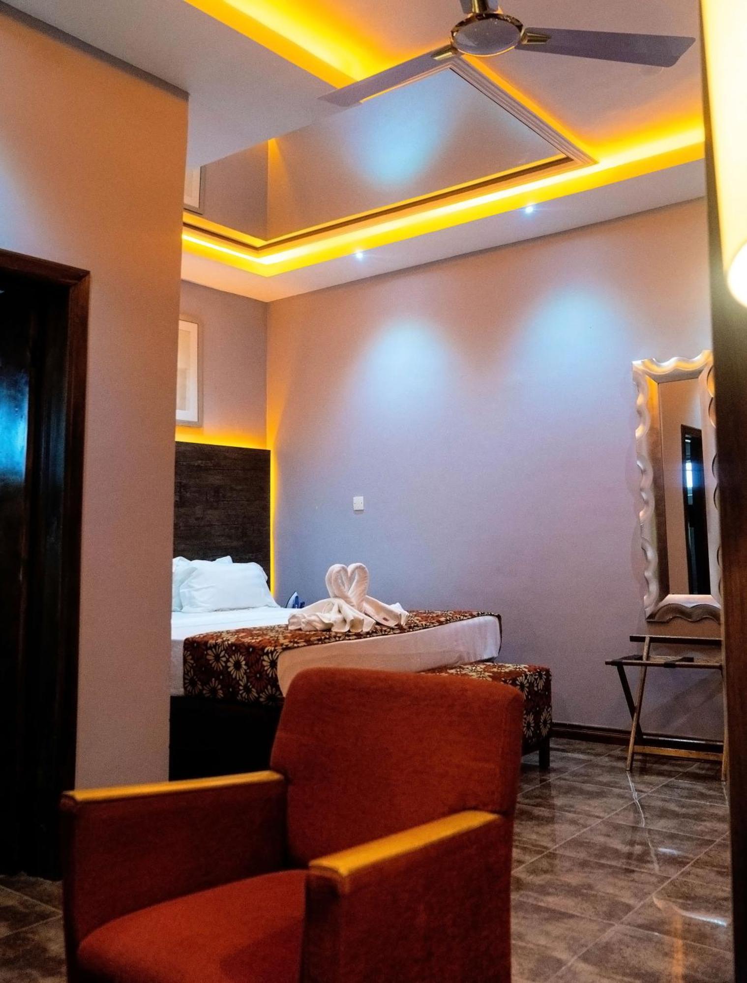 Grand Casamora Hotel Ogbodjo Exterior photo
